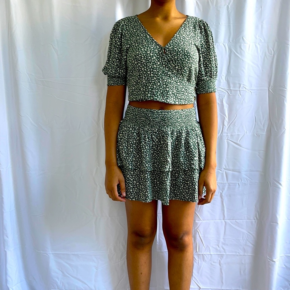 American Eagle High Waisted Floral Mini Skirt Set